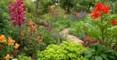 Jardín exuberante con plantas sexuales diversas