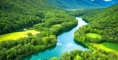 Paisaje diverso con cuencas fluviales